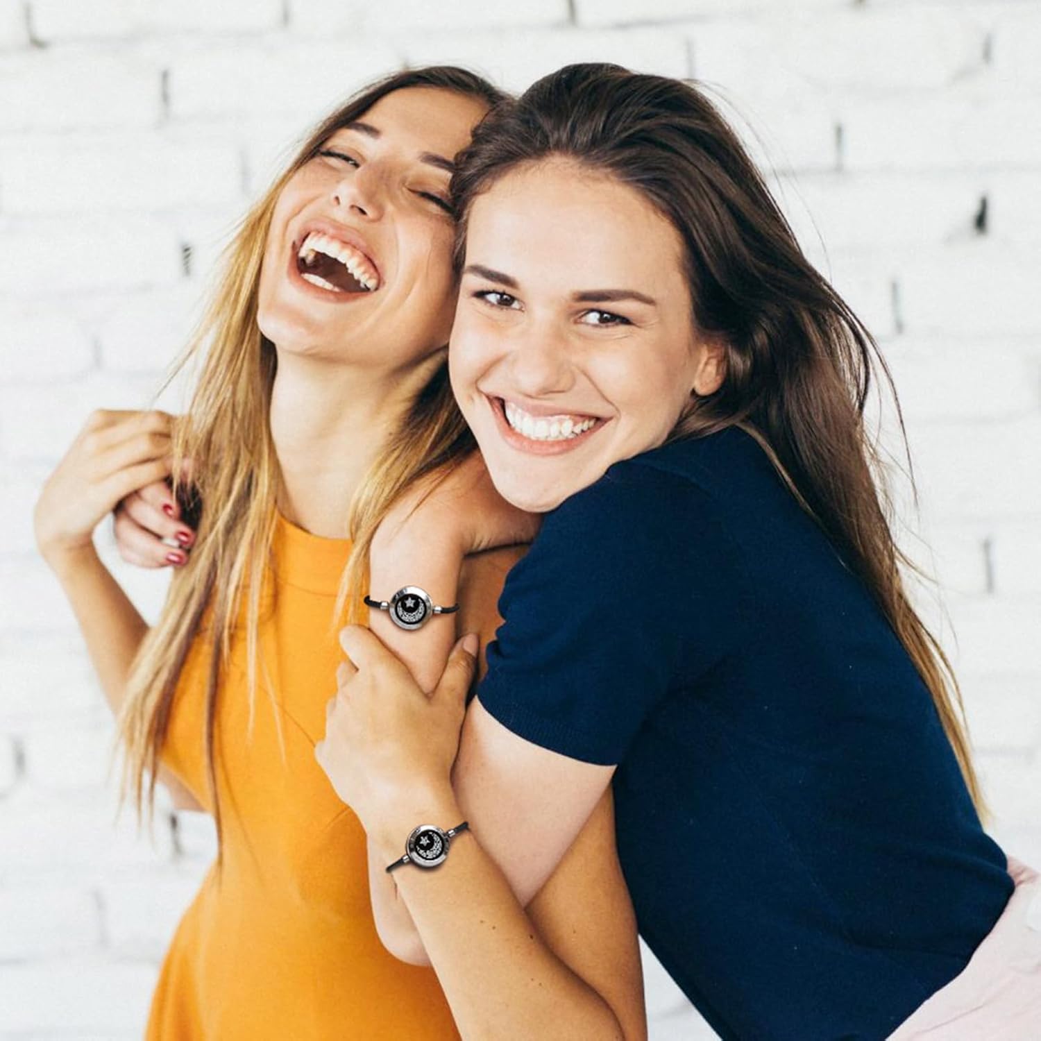 Dacida Long Distance Touch Bracelets for Couples, Vibration & Light up for Love Couples Bracelets | Long Distance Relationship Gifts for Girlfriend Bluetooth Pairing Jewelry