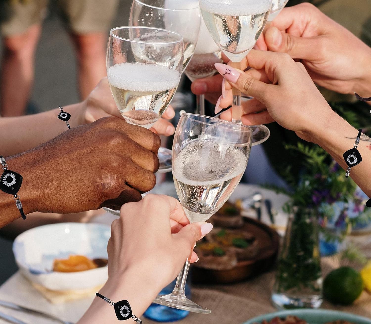 Dacida Long Distance Touch Bracelets Jewelry Set of 2, Remote Smart Connection Love Bracelet, Relationship Bracelets for Couples Lovers Family Kids Friends Valentine's Day Gifts(Bluetooth), Cubic Zirconia